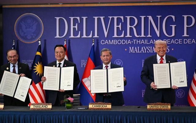 中方刚下场调停，就传来好消息，泰柬抢着感谢中国	，特朗普尴尬了