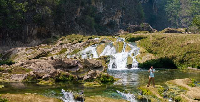 拒绝“只可远观”！4月的关岭冰臼，藏着贵州最让人想亲近的绿水