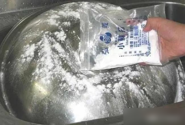食用碱和小苏打，外观差不多，区别却不小，弄懂了再用，涨知识了