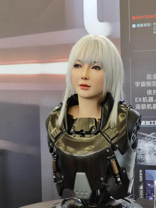 他们造的“仿生人”，正越来越像我们，这部电影让人后背发凉！