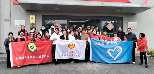 跟着垃圾来旅行——参观垃圾处理厂。