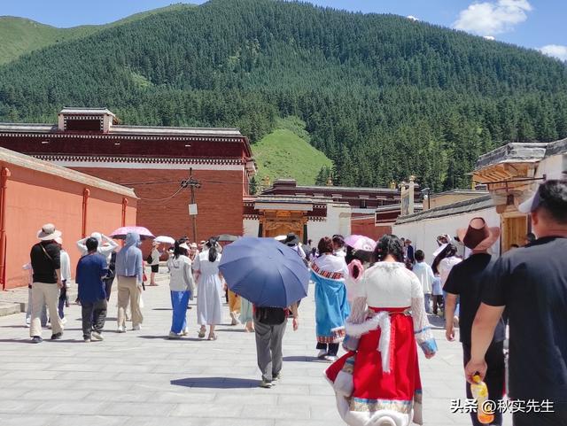 甘肃三地行之一：藏文化“综合性大学”——拉卜楞寺