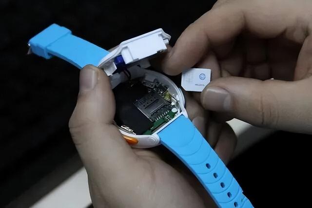 总挤牙膏的iPhone，这次终于开了个好头