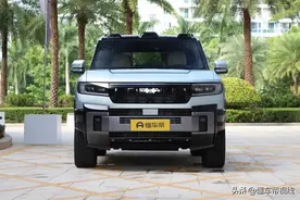 新车 | 37.98万元起，搭华为乾崑智驾/云辇-P系统，方程豹豹8上市图片