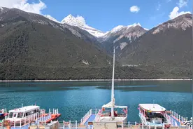 此生必走318（十八）巴松措，邂逅雪域深处的绿宝石与粉黛春色图片