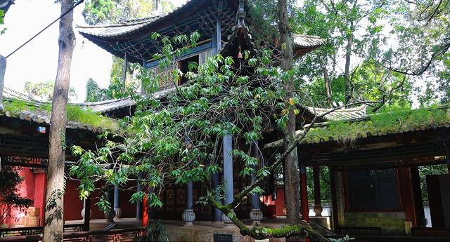 云南宋代千年古寺，建造时地下挖出大量黄金，得名涌金寺