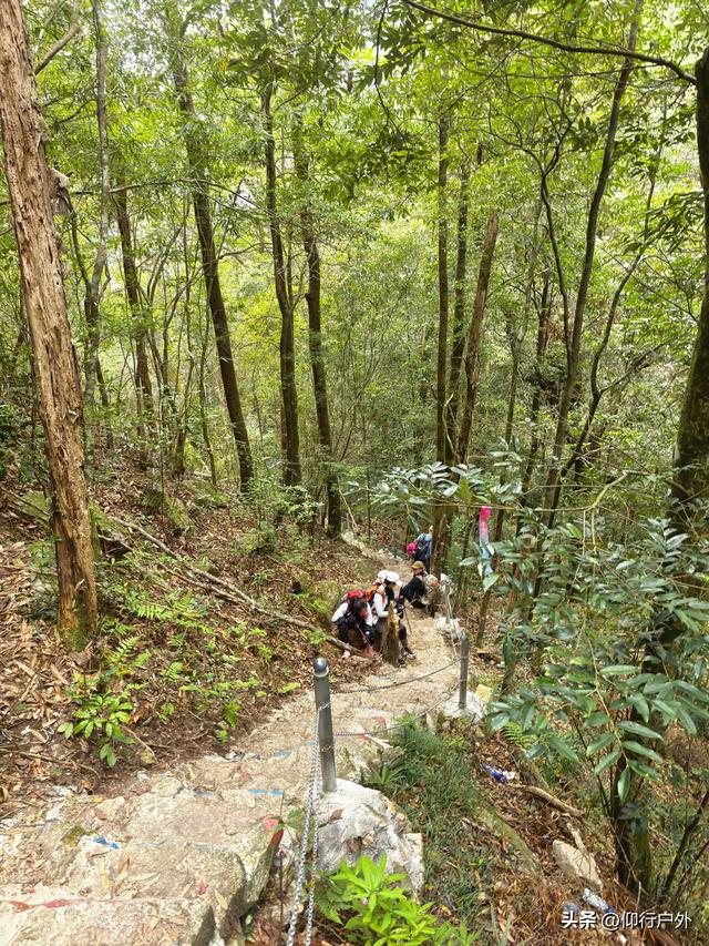 龙岩黄连盂徒步登山