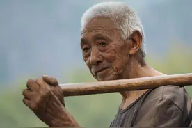 父亲的哥哥北方人称之为大爷，南方人称之为大伯，哪个更准确图片