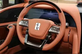 109.8万的中国车凭啥比大G还贵？深度拆解仰望U8有何黑科技技术图片