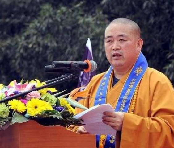 一天仨瓜！释永信被批捕	、王大陆认罪、贾乃亮被控卖假货	，太意外