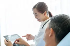 3类症状提示脑供血不足，医生提醒：不想脑梗或痴呆，做好5件事图片