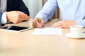 超过试用期未合理转正该如何处理？听听律师怎么说图片