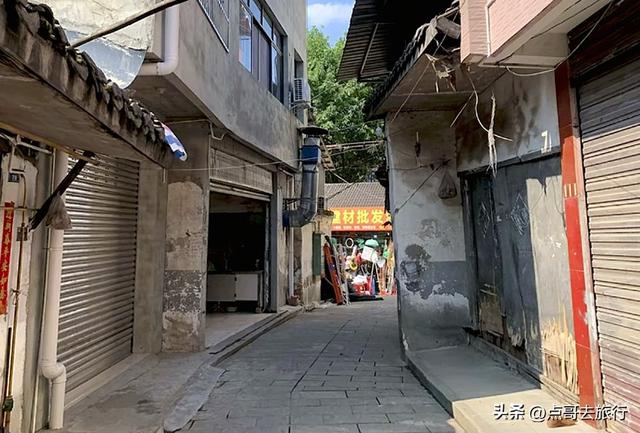 成都龙泉山下，又一古场镇，古朴原始让人醉，不少人慕名前往！