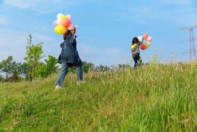 第一次！清明春假双假合一：热门景区将迎来史上最挤“窗口期”