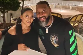 46岁麦迪近况，来中国捞金，老了不少，和娇妻生了4个孩子图片