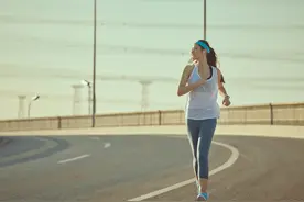 空腹跑步，更容易减肥？这3点你必须知道！图片