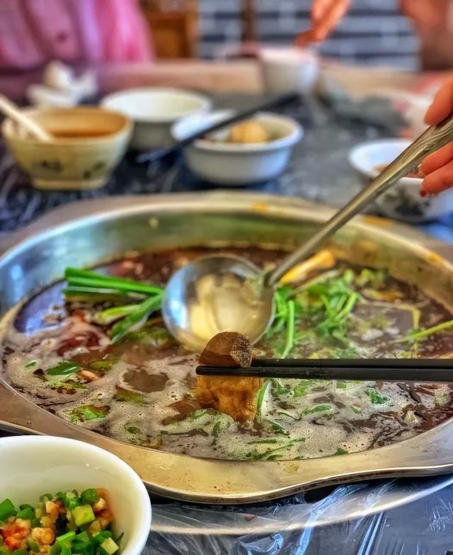 摘果果！九襄金花梨已成熟！收藏这篇带你摘果吃牛肉，解锁宝藏千年古镇！