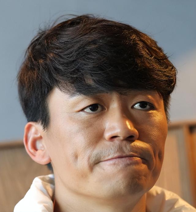 送走马蓉又迎来冯清，43岁的王宝强，终究还是逃不掉“女人坑”