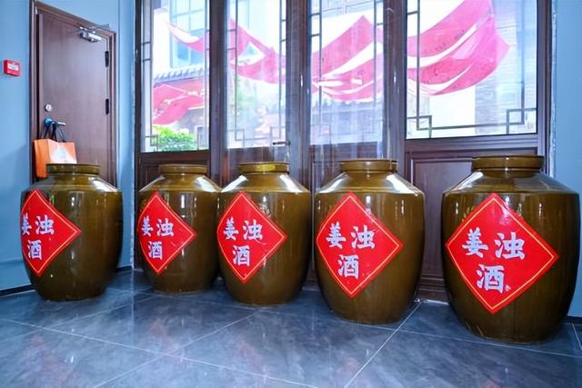 全家度假首选地｜三代同游“天上的街市”，共度温馨好时光！