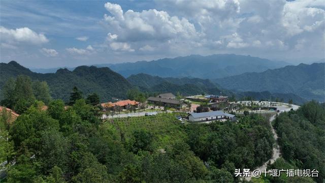 关于云盖寺绿松石国家矿山公园临时闭园的公告
