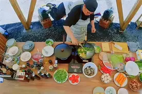 为何贾冰被称为美食界的明星?他的秘密终于曝光！图片