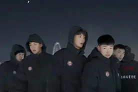 酷毙啦！有1.85米大帅哥的哈尔滨冰雪大世界是这样滴图片