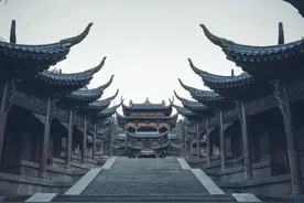 横店最经典取景地，《长月烬明》的衡阳宗，拆了！图片