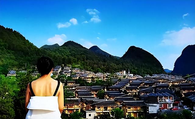 广西与贵州交界处的“菇类村”，女性衣着开放，以母系社会为主