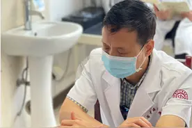 经常胃胀、放屁，肚子“咕咕叫”，中医调理2个月，症状基本消失图片