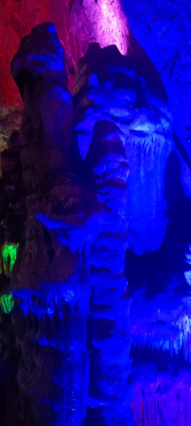 柞水溶洞七彩光与影的传奇之美