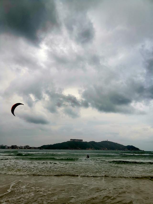 草民浅说：《邂逅后海村！》