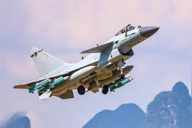 不愧是巴铁！歼-16、歼-10C飞抵巴基斯坦，亲手教导打“阵风”？图片