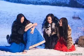 39岁杨幂生图曝光，脖纹清晰可见面相显老，网友感叹青春太短图片