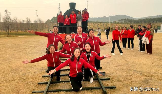 蒙牛别提多美衡阳公司专属版“衡山渡”一日游活动温情启动