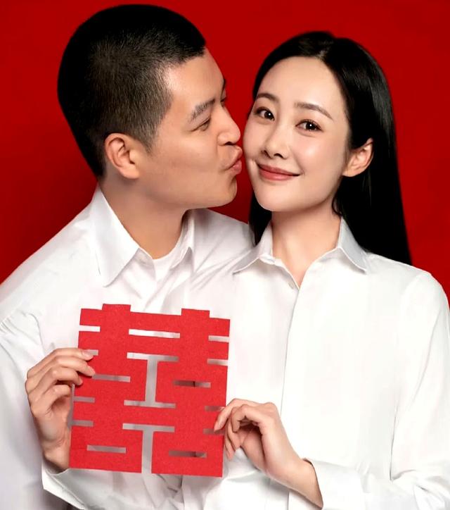 李纯婚后放纵开始还债了，健身累到大腿颤抖	，带上北京爷们一起练