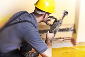 损失几十万！中央空调漏水致千万豪宅成水帘洞图片