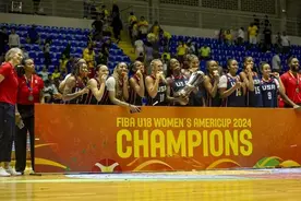 美国包揽U17&U18篮球世界杯男女篮四个冠军图片