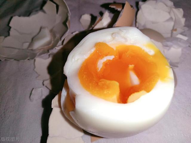 一碗甜酒煮鸡蛋，竟有这些养生功效？看完赶紧煮！