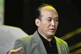 春晚消失的“钉子户”：4位无奈退出，1位离世，2位被“拉黑”图片