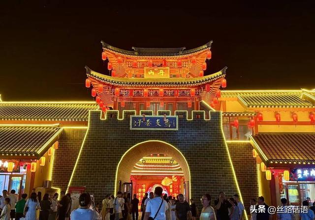 河西走廊上的宝藏小城，藏不住了