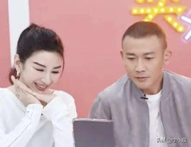 霍思燕点名炮轰，前夫骂她淫猫：女儿出言不屑，撕碎黄奕的体面