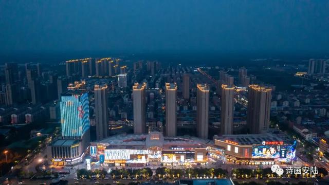 篝火燃动夜经济 文化体验聚人气