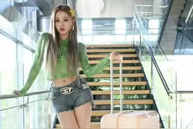 宋雨琦大长腿写真精选，重新定义腿精美学图片