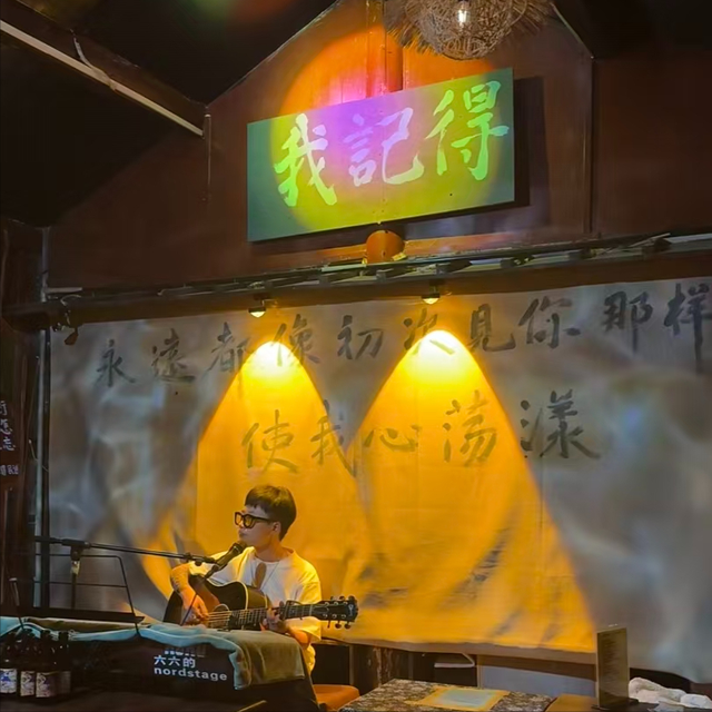 国庆节黄金周，全国最堵十大景区出炉：一眼望不到边的人头
