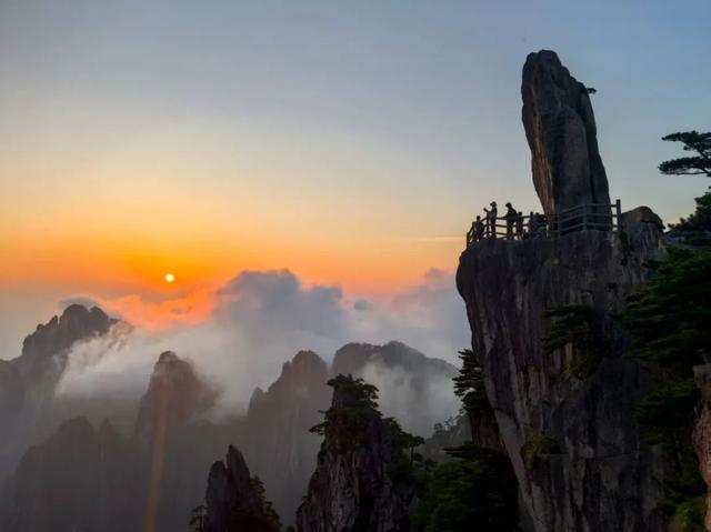 沉浸式感受！黄山朝晖夕霞的极致盛景