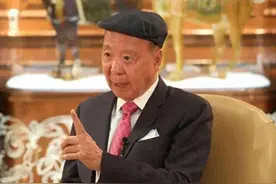 95岁香港百亿富豪追星全红婵,握手不撒开!背后藏着这些动人故事图片