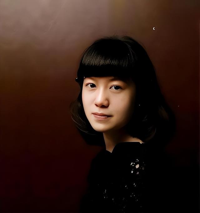 杨振宁离世仅半月，翁帆近况曝光，入职清华没编制，明年剑桥留学