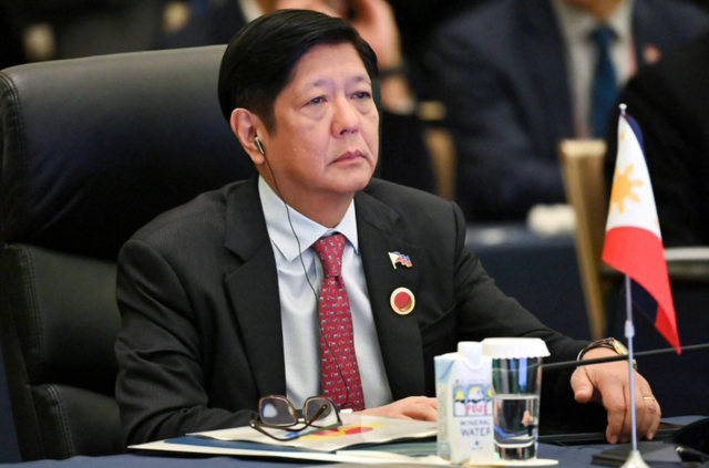 为了给日本撑腰，菲律宾的飞机闯入我国领空，不料掉进了天罗地网