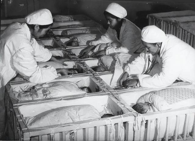 中国将迎来前所未有的死亡高峰，专家给出答案：是这些因素导致的