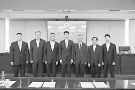 王励勤当选中国乒乓球协会新任主席图片